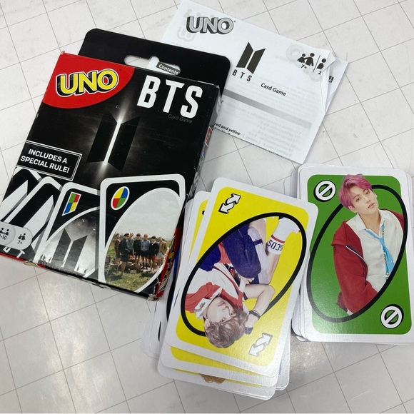 Uno BTS - themed card game Mattel - complete - Picture 5 of 5
